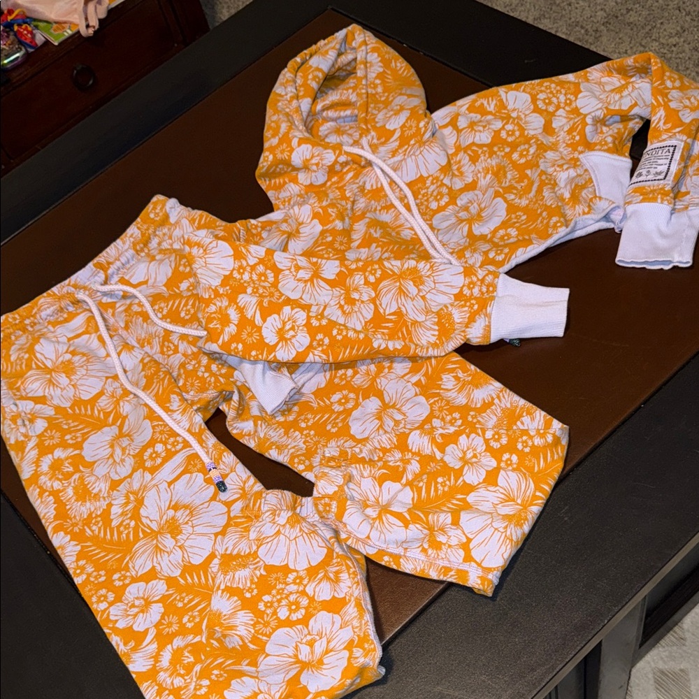 Agua Bendita Orange & light purple Floral Hoodie Set